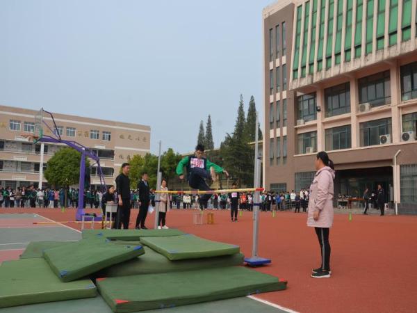 烈山区实验中学成功举办第十一届田径运动会_淮北市教育局