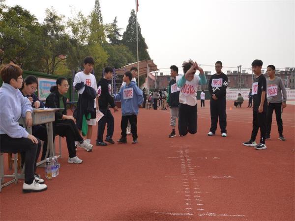 烈山区实验中学成功举办第十一届田径运动会_淮北市教育局