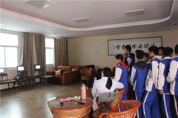 说明: 说明: IMG_0221.JPG