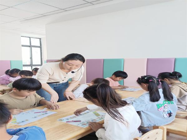 “我身边的好老师”系列报道：做乡村教育的“点灯人”