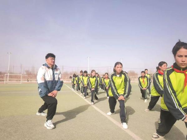 “我身边的好老师”系列报道：援疆铸初心 归乡育桃李