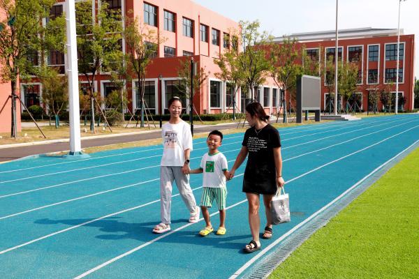 我市多措并举持续优化教育资源供给