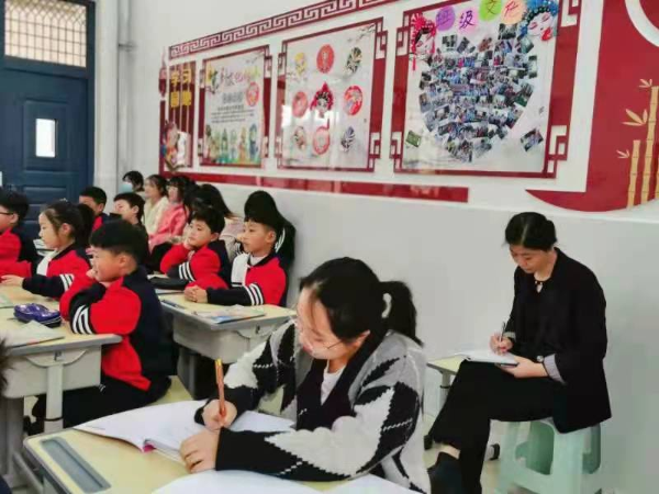 说明: 说明: 二.png