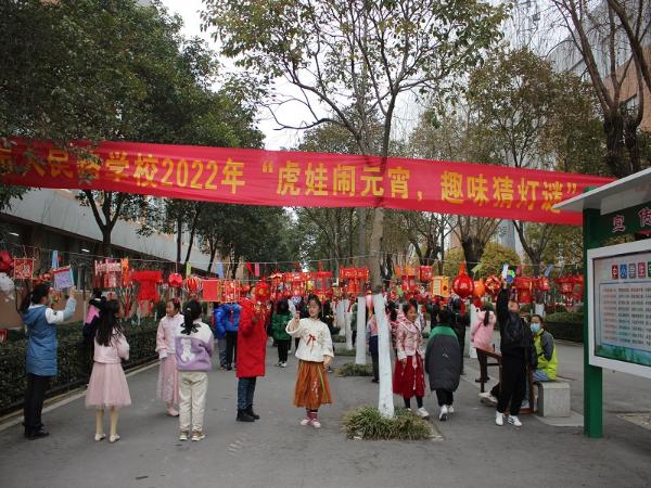 说明: 说明: 封面.JPG