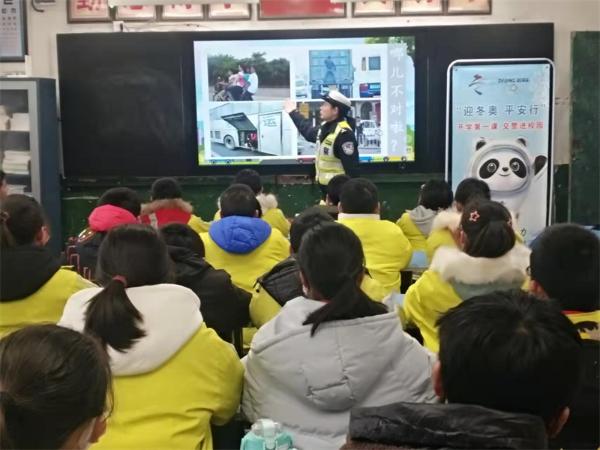 说明: 说明: 6.jpg