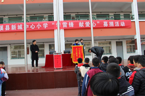 说明: 说明: 图片3.png